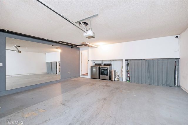 12334 Chandler C, Valley Village, CA 91607