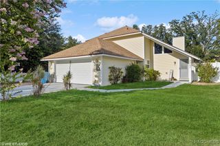 4907 Country Aire Lane, Tampa, FL 33624