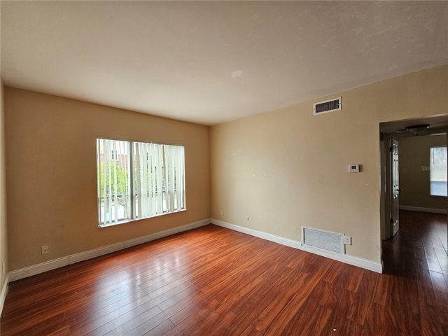 7601 PAULA DRIVE 5, Tampa, FL 33615