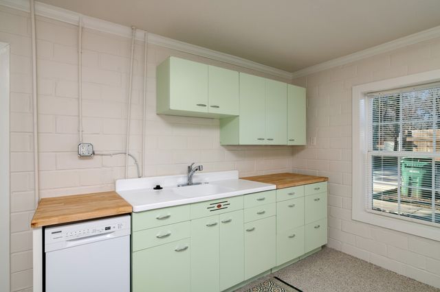 1819 Scripture Street, Denton, TX 76201