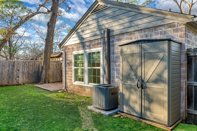 1819 Scripture Street, Denton, TX 76201