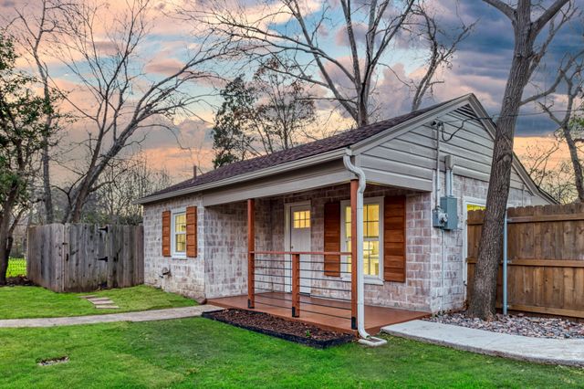 1819 Scripture Street, Denton, TX 76201