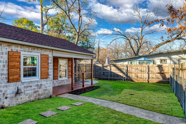 1819 Scripture Street, Denton, TX 76201