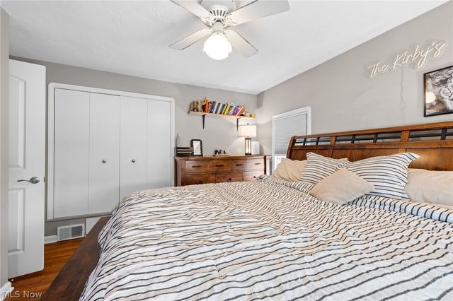 7906 Kenton Avenue, Parma, OH 44129