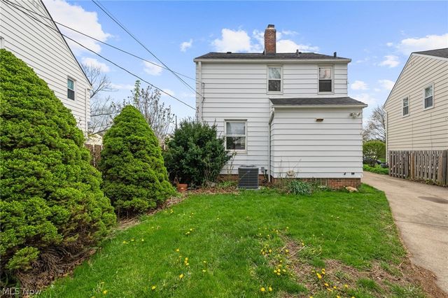 7906 Kenton Avenue, Parma, OH 44129