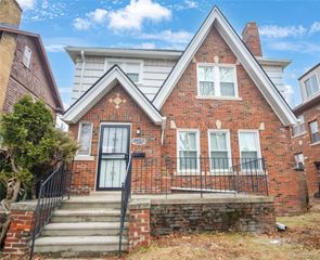 16570 Princeton, Detroit, MI 48221