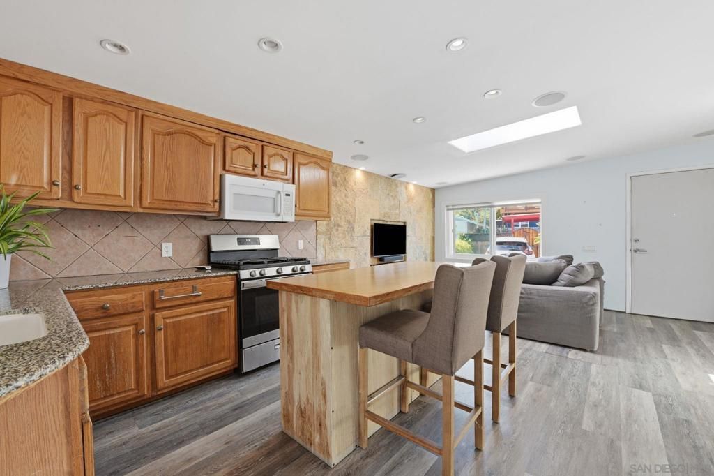 155 W Jason St SPC 18, Encinitas, CA 92024 — exterior