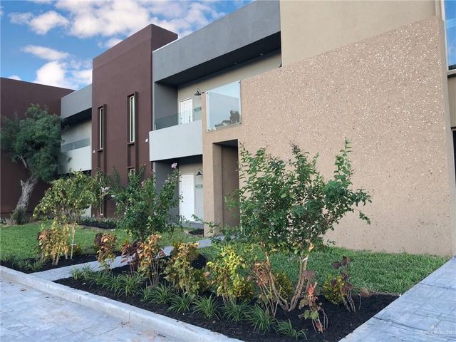 305 Palm Shores Boulevard 201A, La Joya, TX 78560