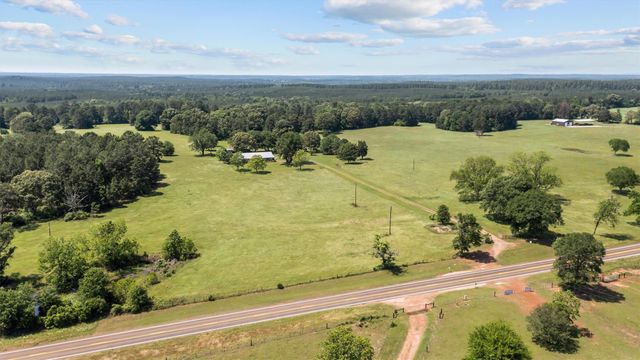 11755 State Highway 21 E, Crockett, TX 75835