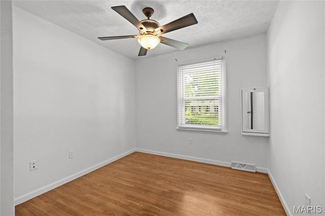 7732 Redbird Lane, Godfrey, IL 62035