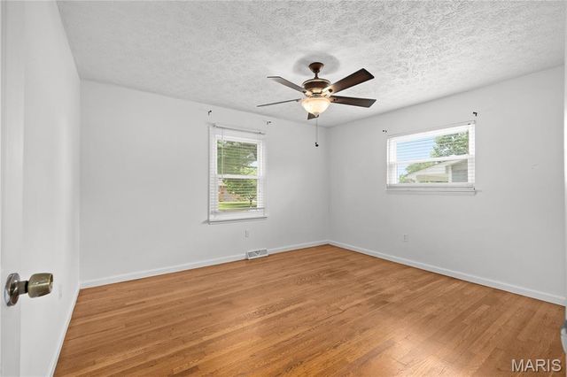 7732 Redbird Lane, Godfrey, IL 62035