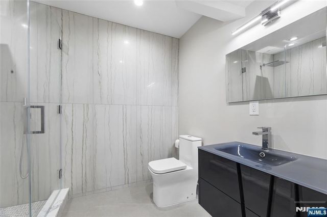 31 Engleside Street, Cresskill, NJ 07626