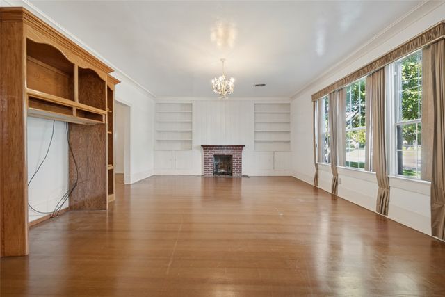 5906 Palo Pinto Avenue, Dallas, TX 75206