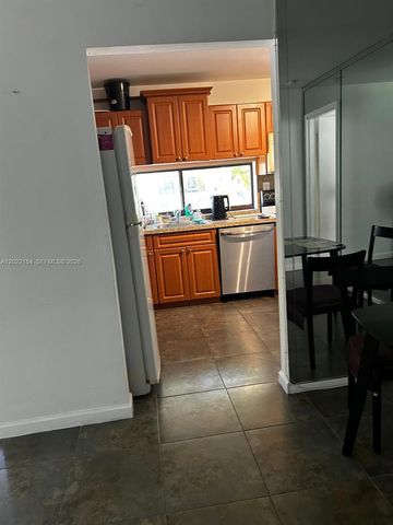 17021 N Bay Rd 327, Sunny Isles Beach, FL 33160