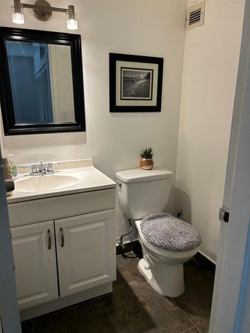 17021 N Bay Rd 327, Sunny Isles Beach, FL 33160