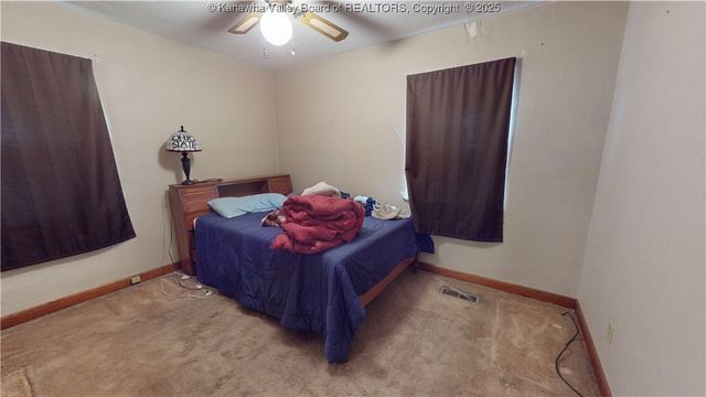 1852 Enslow Boulevard, Huntington, WV 25701