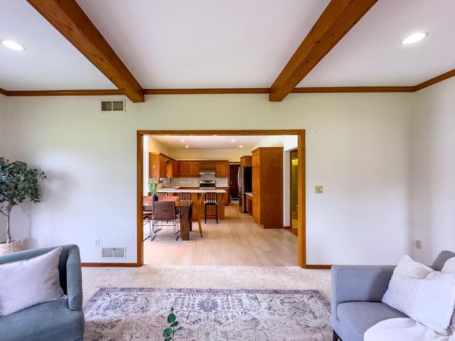19560 Edmonton COURT, Brookfield, WI 53045