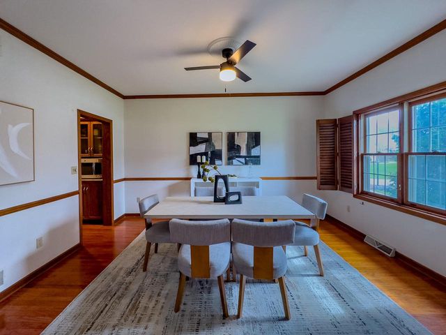 19560 Edmonton COURT, Brookfield, WI 53045