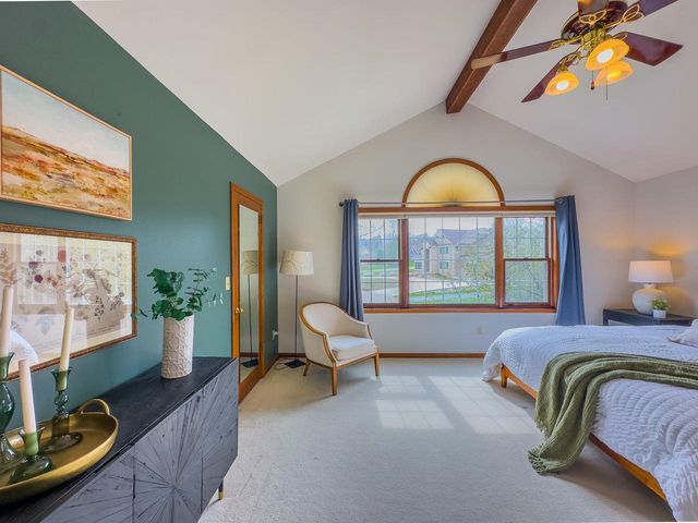 19560 Edmonton COURT, Brookfield, WI 53045