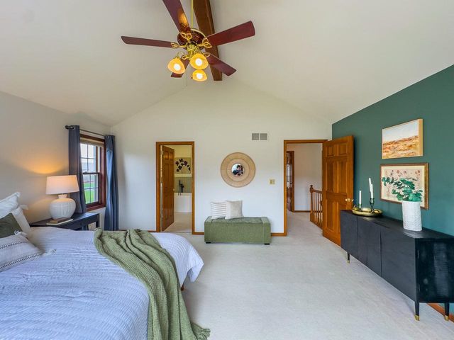 19560 Edmonton COURT, Brookfield, WI 53045