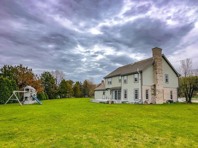 19560 Edmonton COURT, Brookfield, WI 53045