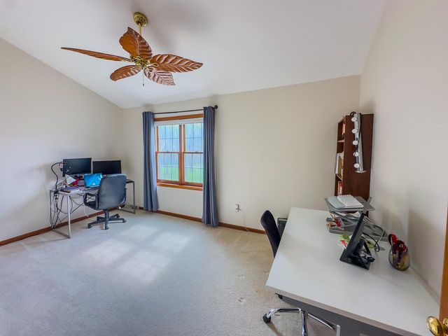 19560 Edmonton COURT, Brookfield, WI 53045