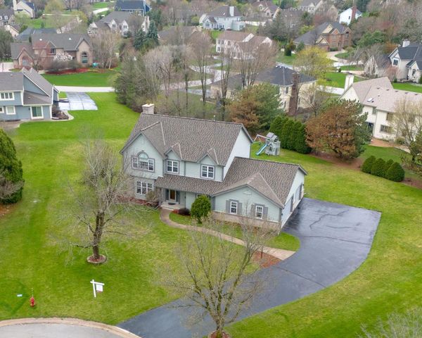 19560 Edmonton COURT, Brookfield, WI 53045