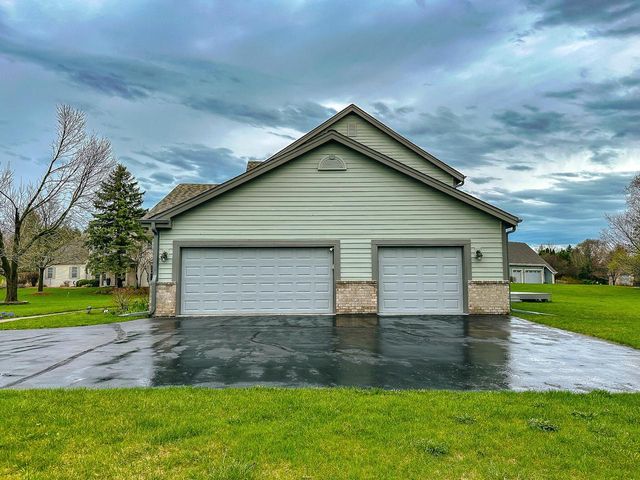 19560 Edmonton COURT, Brookfield, WI 53045