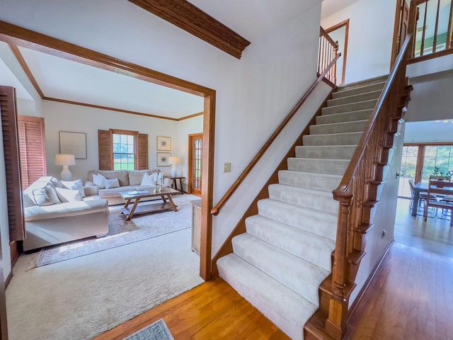 19560 Edmonton COURT, Brookfield, WI 53045