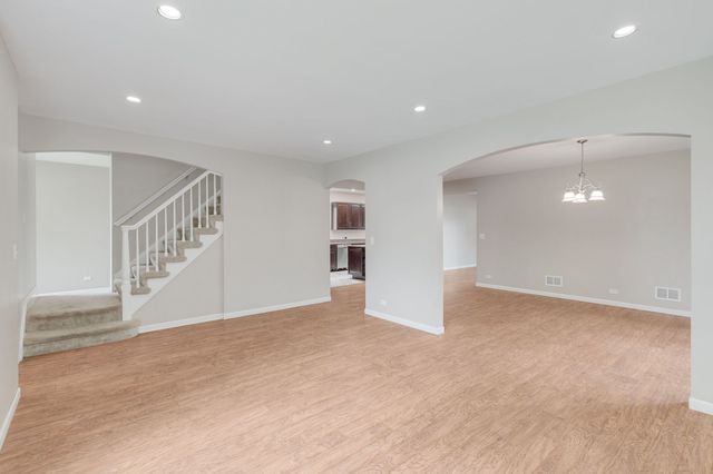 9535 S Fairfield Avenue, Evergreen Park, IL 60805