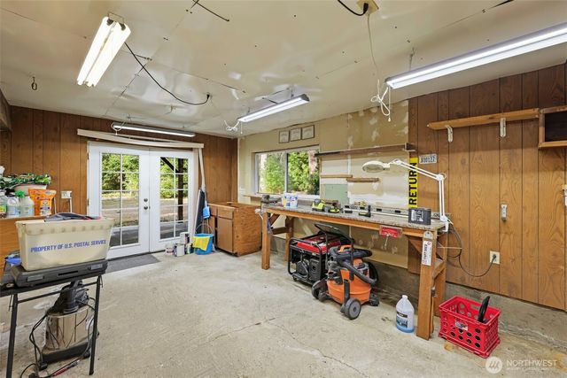 13836 166th Avenue SE, Rainier, WA 98576