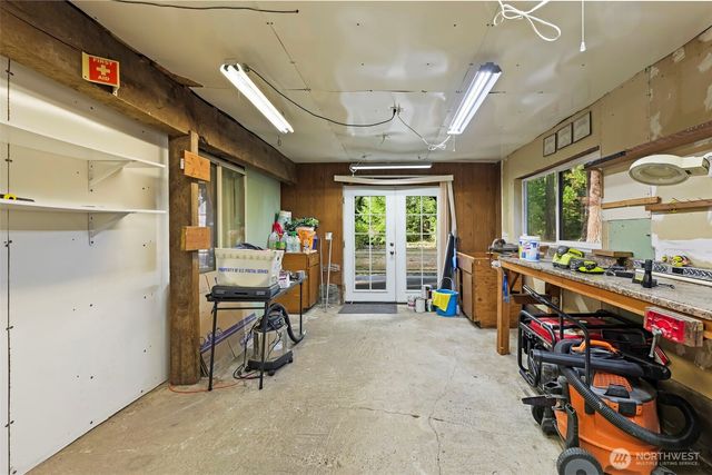 13836 166th Avenue SE, Rainier, WA 98576