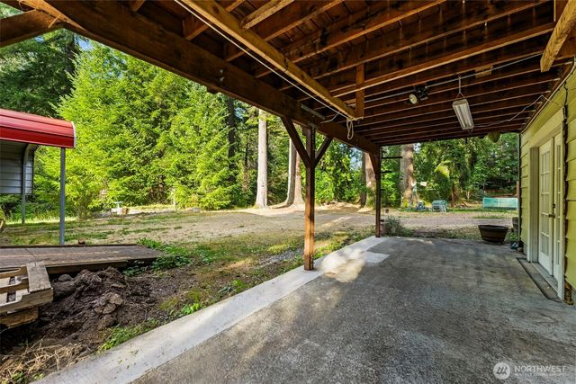 13836 166th Avenue SE, Rainier, WA 98576