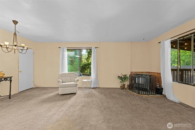 13836 166th Avenue SE, Rainier, WA 98576