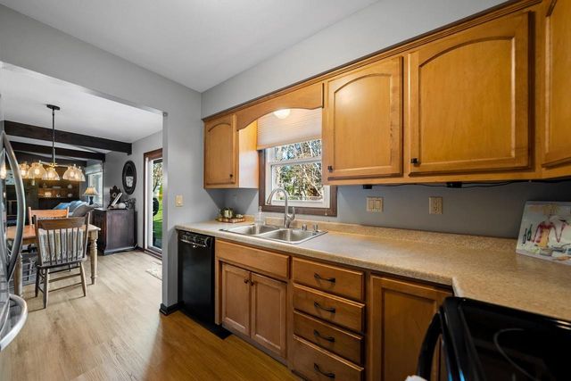 430 SILVER SPRING DRIVE, Green Bay, WI 54303