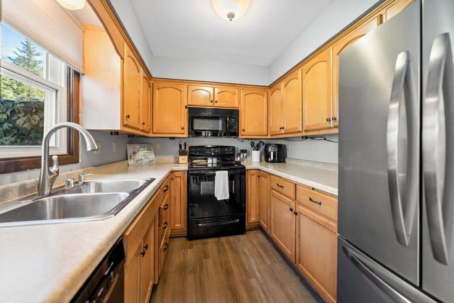 430 SILVER SPRING DRIVE, Green Bay, WI 54303