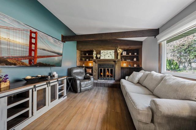 430 SILVER SPRING DRIVE, Green Bay, WI 54303