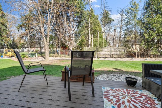 430 SILVER SPRING DRIVE, Green Bay, WI 54303