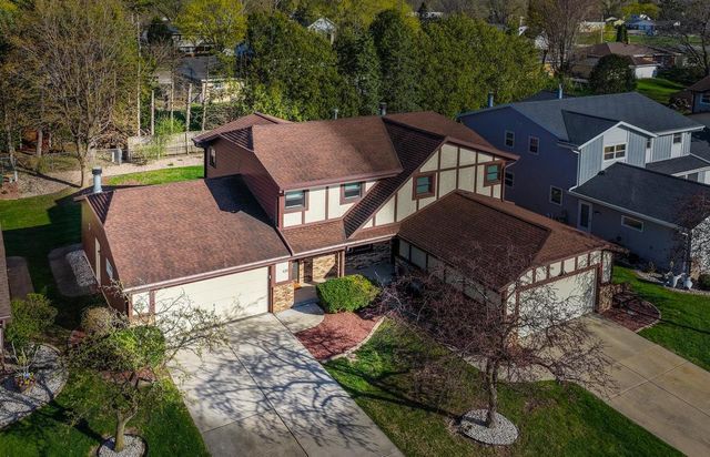 430 SILVER SPRING DRIVE, Green Bay, WI 54303
