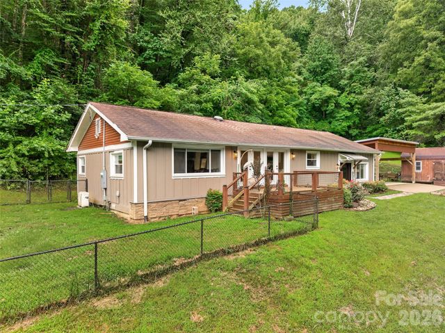 3882 New Leicester Highway, Leicester, NC 28748