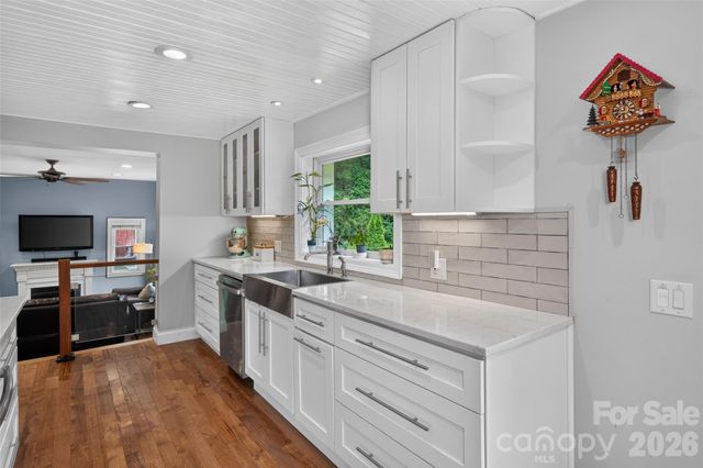 3882 New Leicester Highway, Leicester, NC 28748