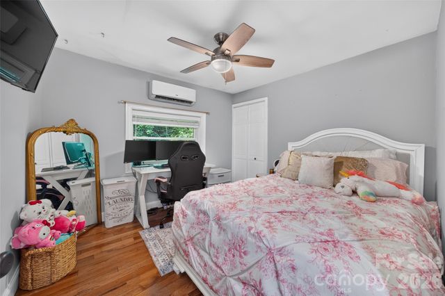 3882 New Leicester Highway, Leicester, NC 28748