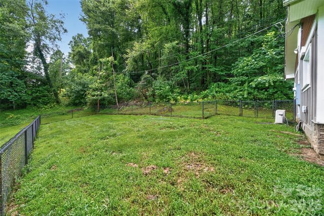 3882 New Leicester Highway, Leicester, NC 28748
