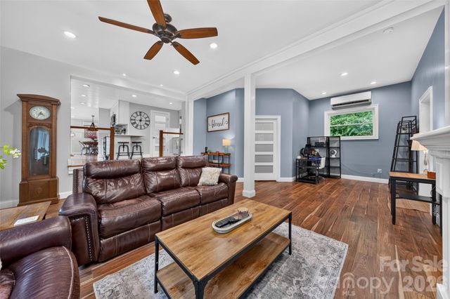 3882 New Leicester Highway, Leicester, NC 28748