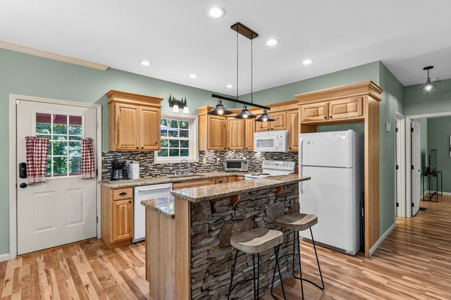 611 Monocle Drive, Ellijay, GA 30540