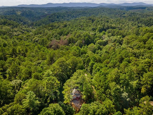 611 Monocle Drive, Ellijay, GA 30540