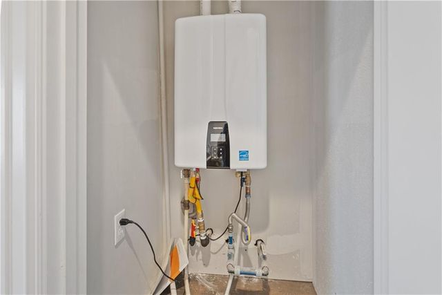 4343C CR 2000 Road, Coffeyville, KS 67337