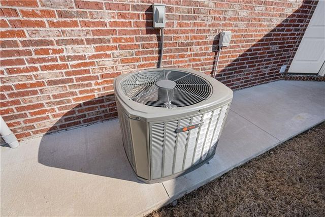 4343C CR 2000 Road, Coffeyville, KS 67337