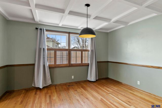 5822 Fieldcrest Way, Lincoln, NE 68512