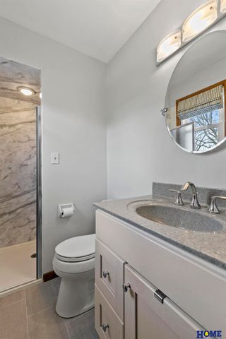 5822 Fieldcrest Way, Lincoln, NE 68512